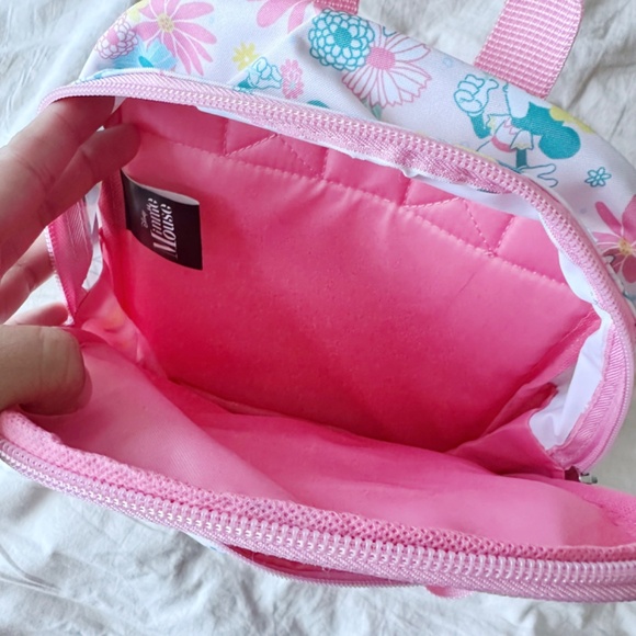 Minnie Mouse Backpack - Picture 3 of 5